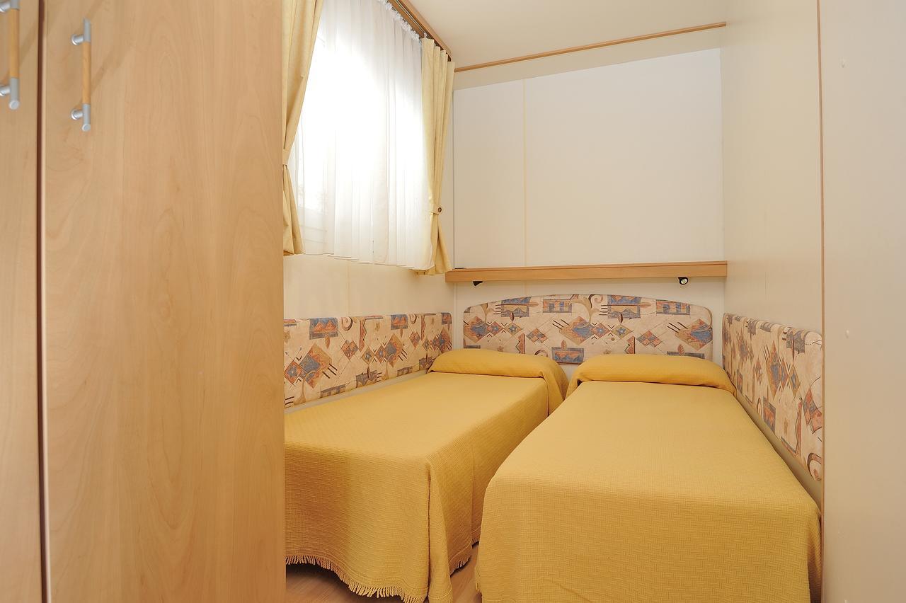 Camping Telis Hotell Àrbatax Eksteriør bilde