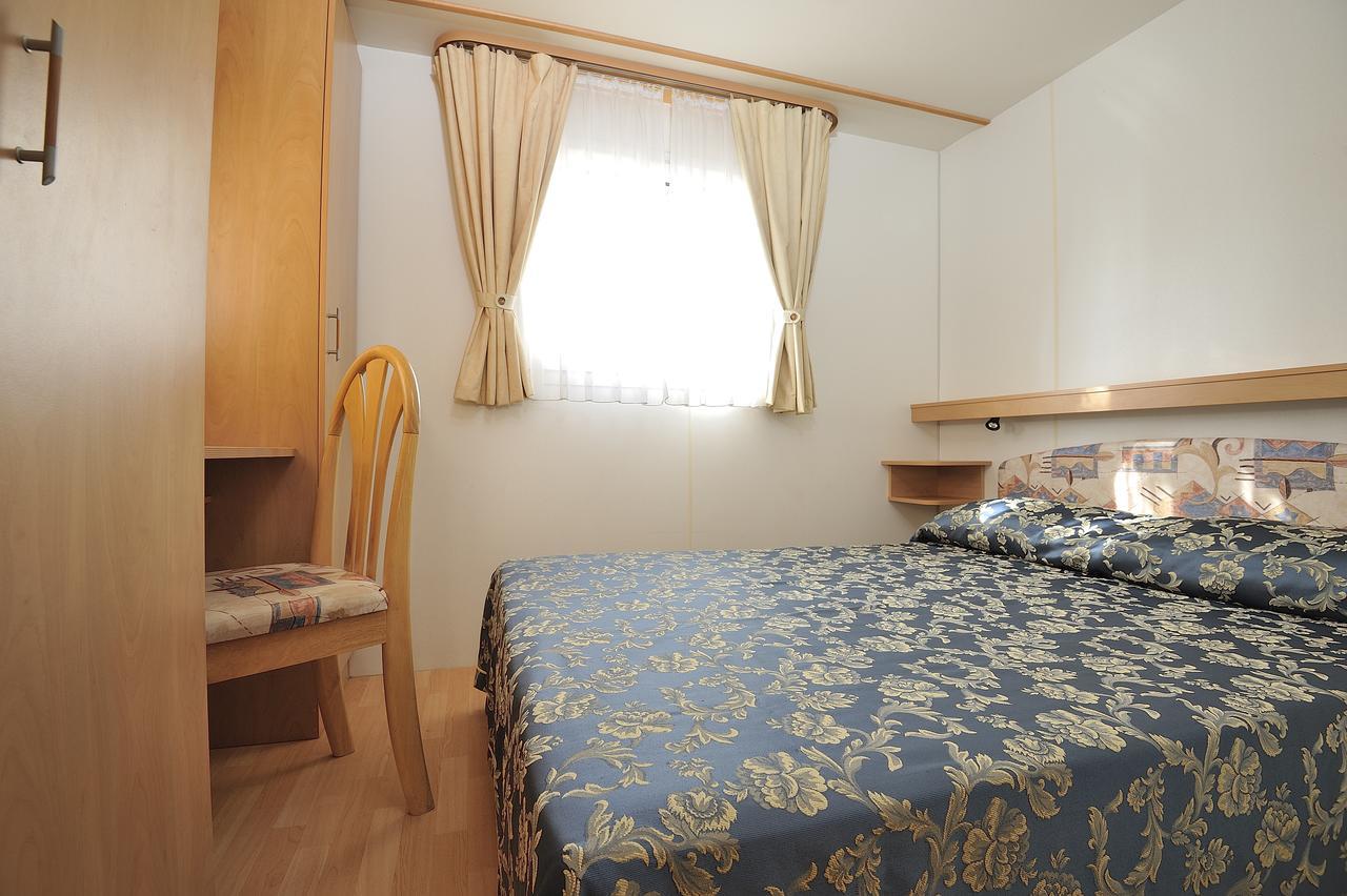 Camping Telis Hotell Àrbatax Eksteriør bilde